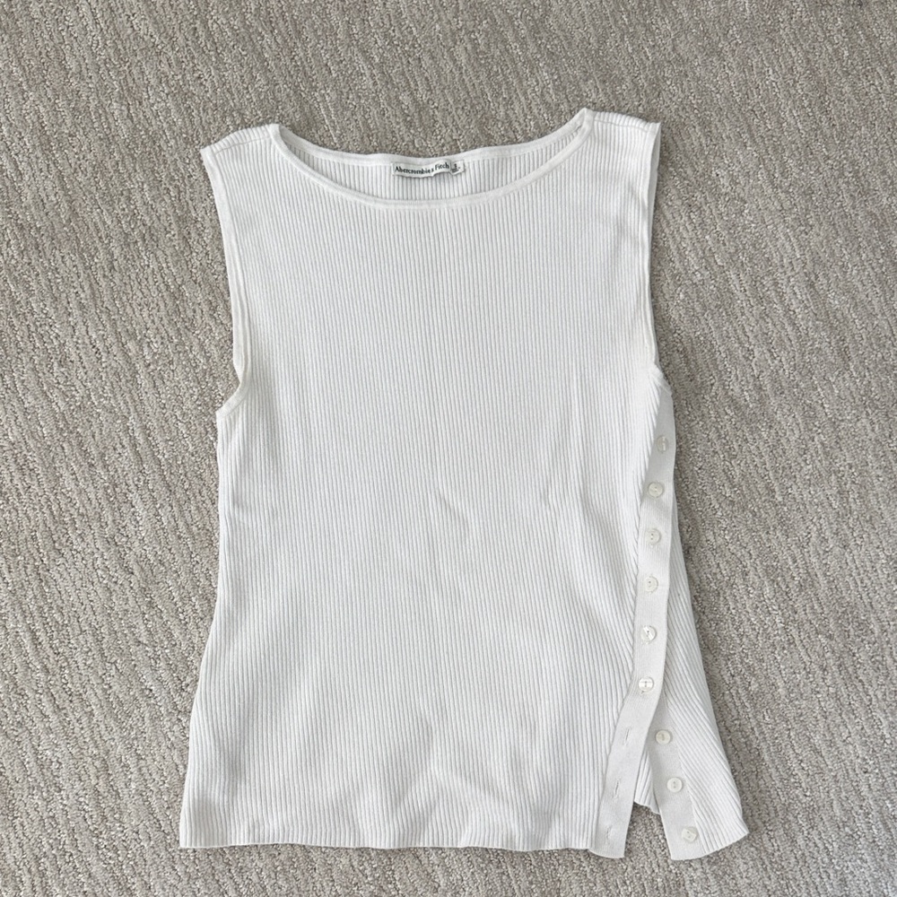 Abercrombie & Fitch White Ribbed Side-Button Tank